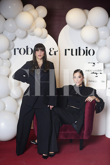 Gaby Rubio y Roberta Martinez 13