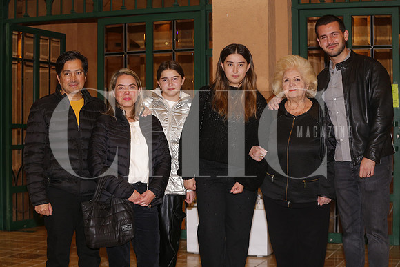Pedro Rodríguez, Jessica Villarreal, Rebeca Rodríguez, Pau Rodríguez, Connie Flores y Eugenio Aguado 4