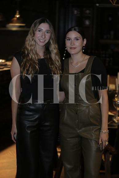 Luisa Villarreal y Mariel Salazar 2