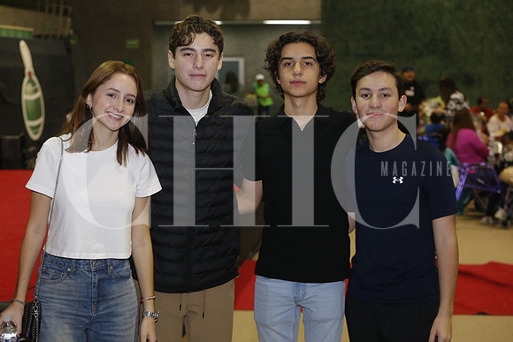 Paola Zavala, Pablo Arevalo, Federico Villarreal y Santiago Luna 3
