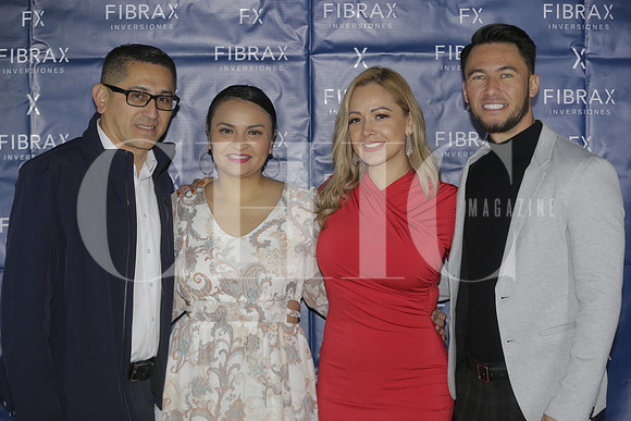 Azaael Angulo, Karla Sorola, William Montserrat Rivera, Jaxmin Gomez, Said Ferreira y Alejandro Palomares 112