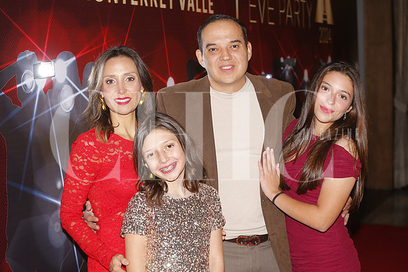 Dulce Rodriguez, Alejandro Gonzalez, Regina Gonzalez y Alexa Gonzalez 3