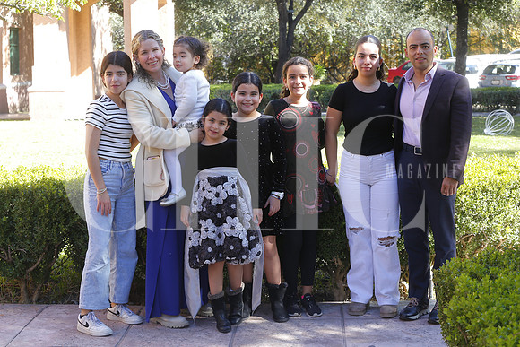 Joaquin Chavez, Maru Madero, Quina Madero, Fatima Madero, Maria Jose Madero, Mercedes Madero y Maru Madero 2