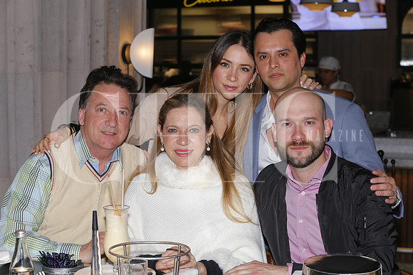 Ana Melissa Navarrete, Ivan Freeman, Jesus Navarrete, Elsa Navarrete y Emanuel Navarrete 4