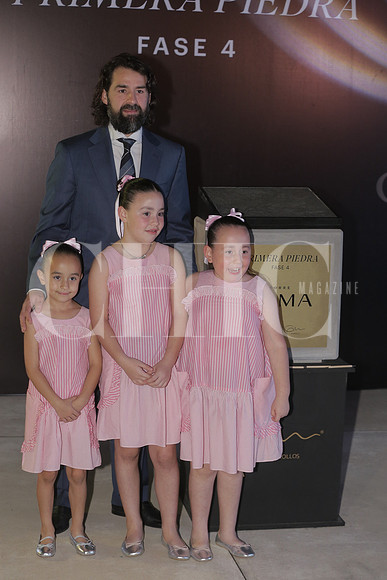 Benjamin Garza Mercado, Massima Garza Romo, Mika Garza Romo y Carlota Garza Romo 2
