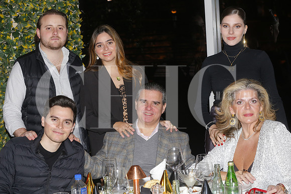 Eduardo de la Garza, Camila Rodriguez, Edmundo Rodriguez, Raquel Rodriguez, Erika Gonzalez Brunell y Edmundo Rodriguez 2