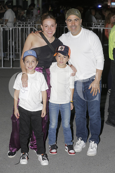Magda Cantú, Nicolas Yga, Nicolas Yga y Pablo Yga 4