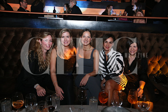 Sofia Meyer, Cecila Fernández, Larisa Medina, Mercedes Acevedo y Roberta Lozano