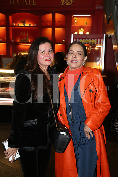 Sara Rangel y Xochil Cueto1