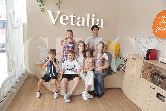Emilio Garcia Triana, Cordelia Garcia Triana, Rodrigo Garcia Triana, Valeria Richardson, Jimena Garcia Triana, Andres Richardson y Raquel Gutierrez 7