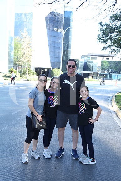 Lorena Iturrbe, Sofia Sánchez, Bernardo Sánchez y Cataliana Sánchez 1