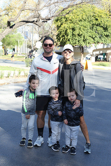Adrián Roel, Valeria Garza, Adrián Roel, Diego Roel y Marcelo Roel 0