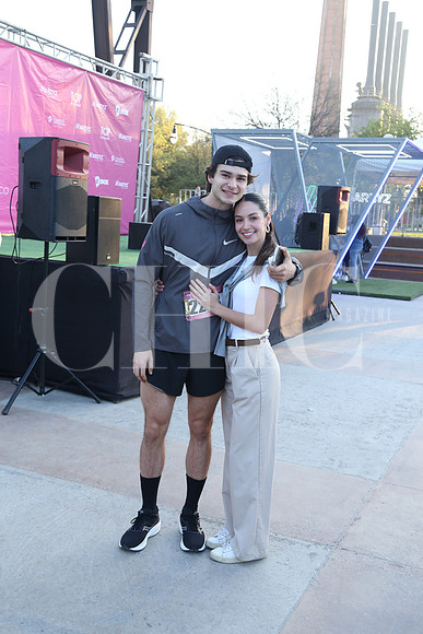 Roberto Gallegos y Angela García 0