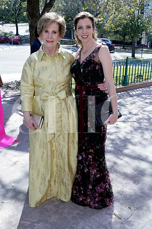 Julia de la Garza de Ibarra y Catalina de Ibarra (3)