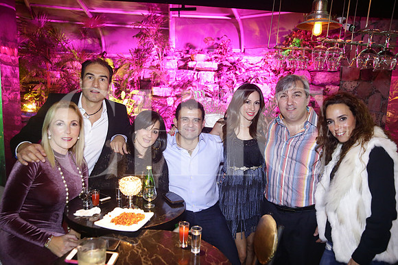 Pepe Quijano, Mónica Imaz, Claudia Nader de Peña, Rafael Peña, Maricarmen Elizondo, Mauricio Lozano y Brenda Cantú