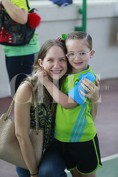 Mayela de Saenz y Valeria Saenz