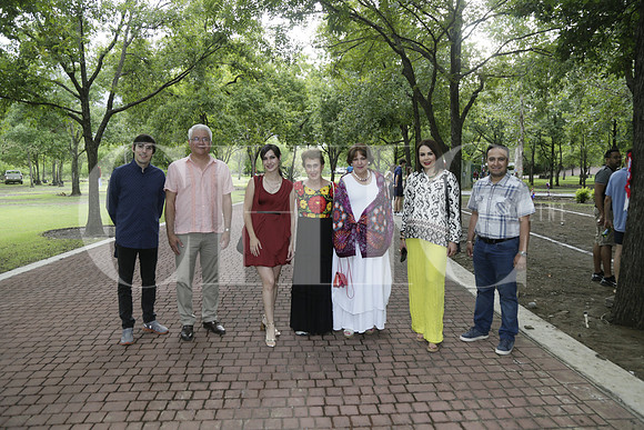 Walter Veler, Antonio Garcia, Jessica González, Susana Canales, Sofialeticia Morales Garza, Armida Riestra y Joaquin González (2)