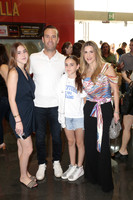 Cristy Zambrano, Gonzalo Zambrano, Paulina Zambrano y Cristy Zambrano 3