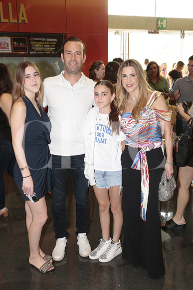 Cristy Zambrano, Gonzalo Zambrano, Paulina Zambrano y Cristy Zambrano 3