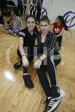 Cynthia Abad y Valeria Fernández