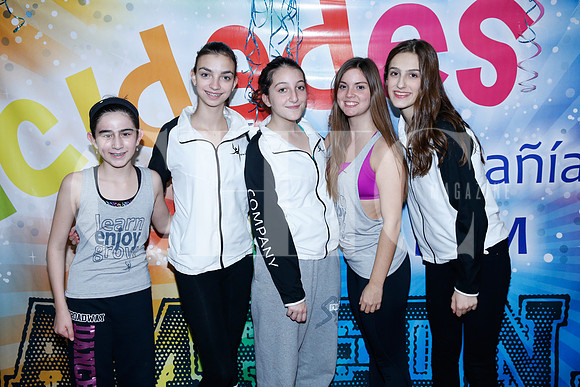 Balbina Flores, Marcela Santos, Vanesa Torres, Daniela Gómez y Magaly Martínez