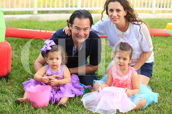 Alana Garza, Javier Garza, Michelle Andonie de Garza y Emilia Garza (2)