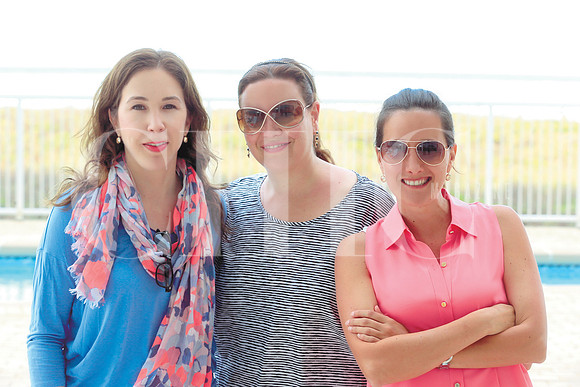 Hilda de Vázquez, Lorena Maldonado de Armstrong y Marthis García de Cueva (1)