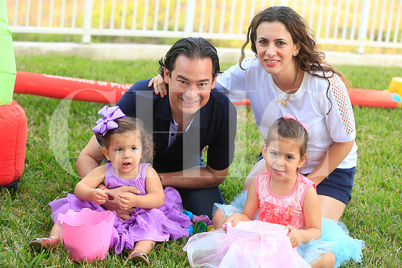 Alana Garza, Javier Garza, Michelle Andonie de Garza y Emilia Garza (5)