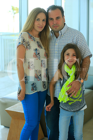 Martha Farías de Lostaunau, Arturo Lostaunau y Daniela Lostaunau
