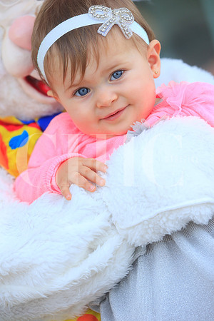 Aranza Yarte Zambrano con la coneja (6)