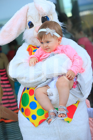 Aranza Yarte Zambrano con la coneja (4)