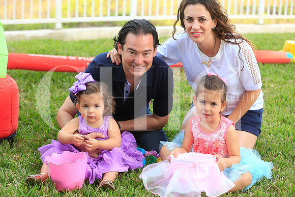 Alana Garza, Javier Garza, Michelle Andonie de Garza y Emilia Garza