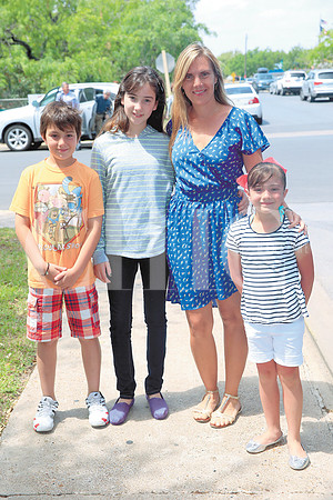 Marcelo Prestamo, Paulina Prestamo, Janet Herrera de Prestamo  e Isabella Prestamo