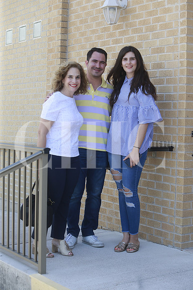 Tere Dillon, Jacobo Gomez y Nena Dillon