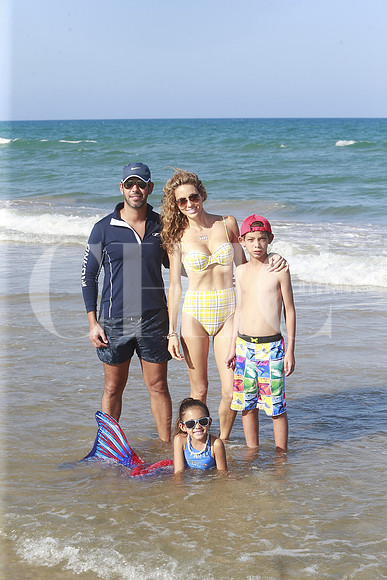 Raul Saide, Adriana Franco de Saide y Aliah Saide