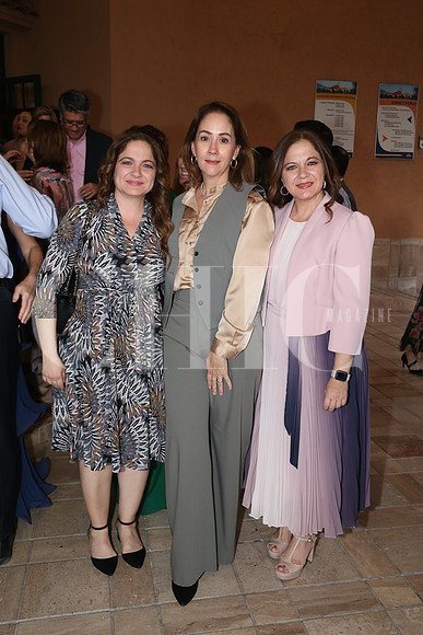 Karina Assad de Manllo, Susana Treviño de Elizondo y Karla Assad de Font