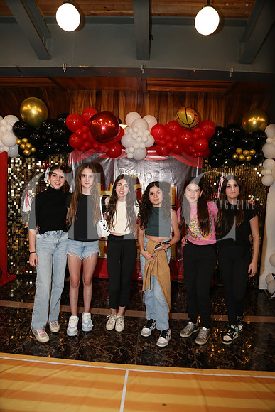 Eugenia Salas, Uma García, Daniela Cantú, María Lankenau, Ana Fer Chávez y Loretta Miselen 0