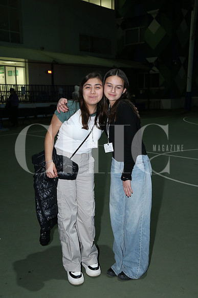 Emma Trujillo y Abril Ramos 0