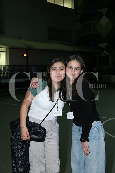 Emma Trujillo y Abril Ramos 1