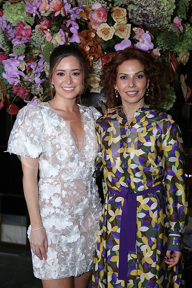 Andrea Garza y Maru de los Santos de Belden 0