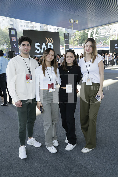 Héctor Padrón, America Rodrígez y Carolina Decrescenzo y Alexa Vizconti (2)