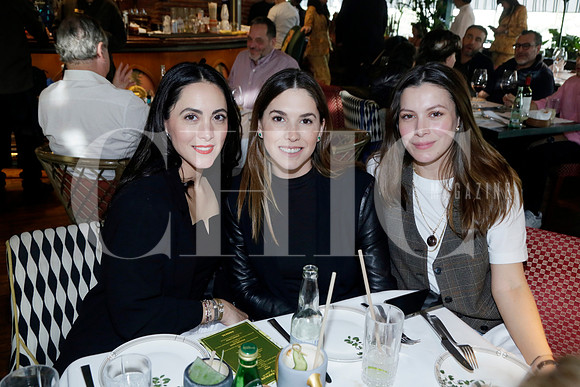 Maria Andrea Valenzuela, Mariela Obregón y Leticia Félix