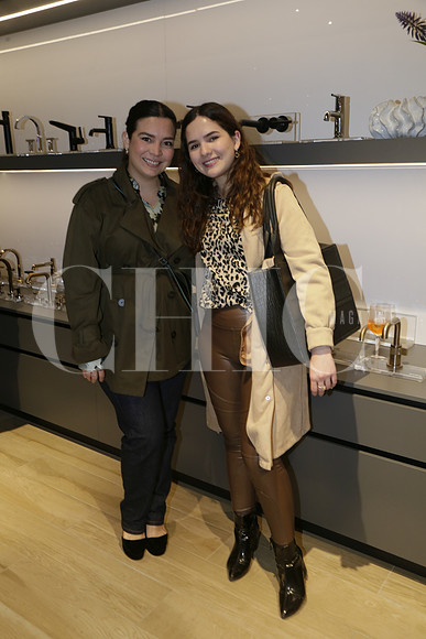 Lesly Torres y Sarahi Taméz (2)