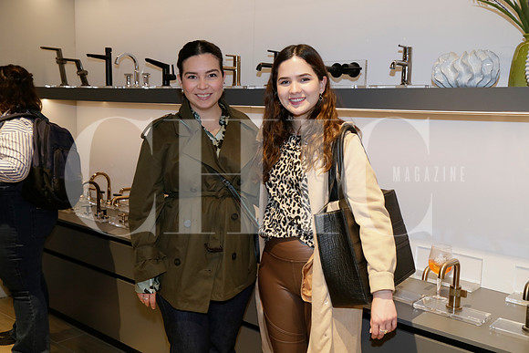 Lesly Torres y Sarahi Taméz