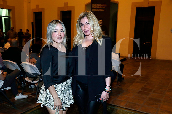 Silvia Cavazos y Karina Santos