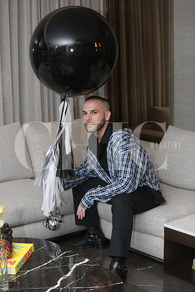 Carlos Zaur 6