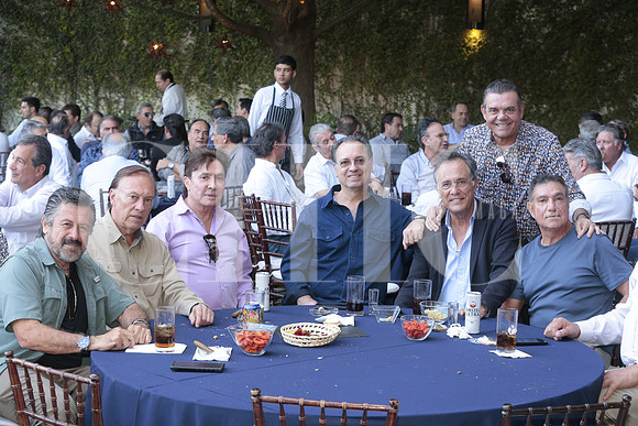 Enrique Bravo, Pilco Paez, Edmundo Cepeda, Jorge Reyes, Teo Sanchez, Manuel Ramirez, Cervando Cantu 2