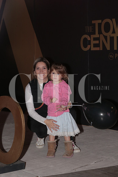 Ana Catalina Garza y Sophia Hengst Garza 5