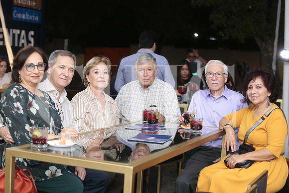 Magdalena Rodriguez, Eduardo Mellado, Irene  Cardenas, Raul Cardenas, Orlando Solis y Silvia Solis 1
