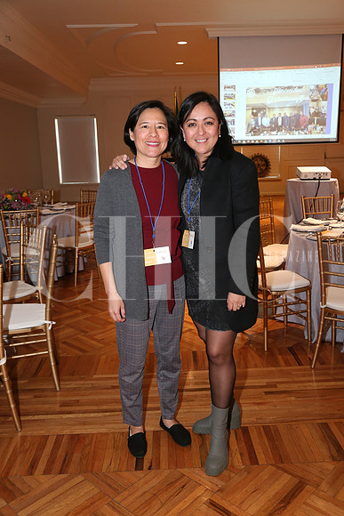 Cristina Chuck y Patricia Torres
